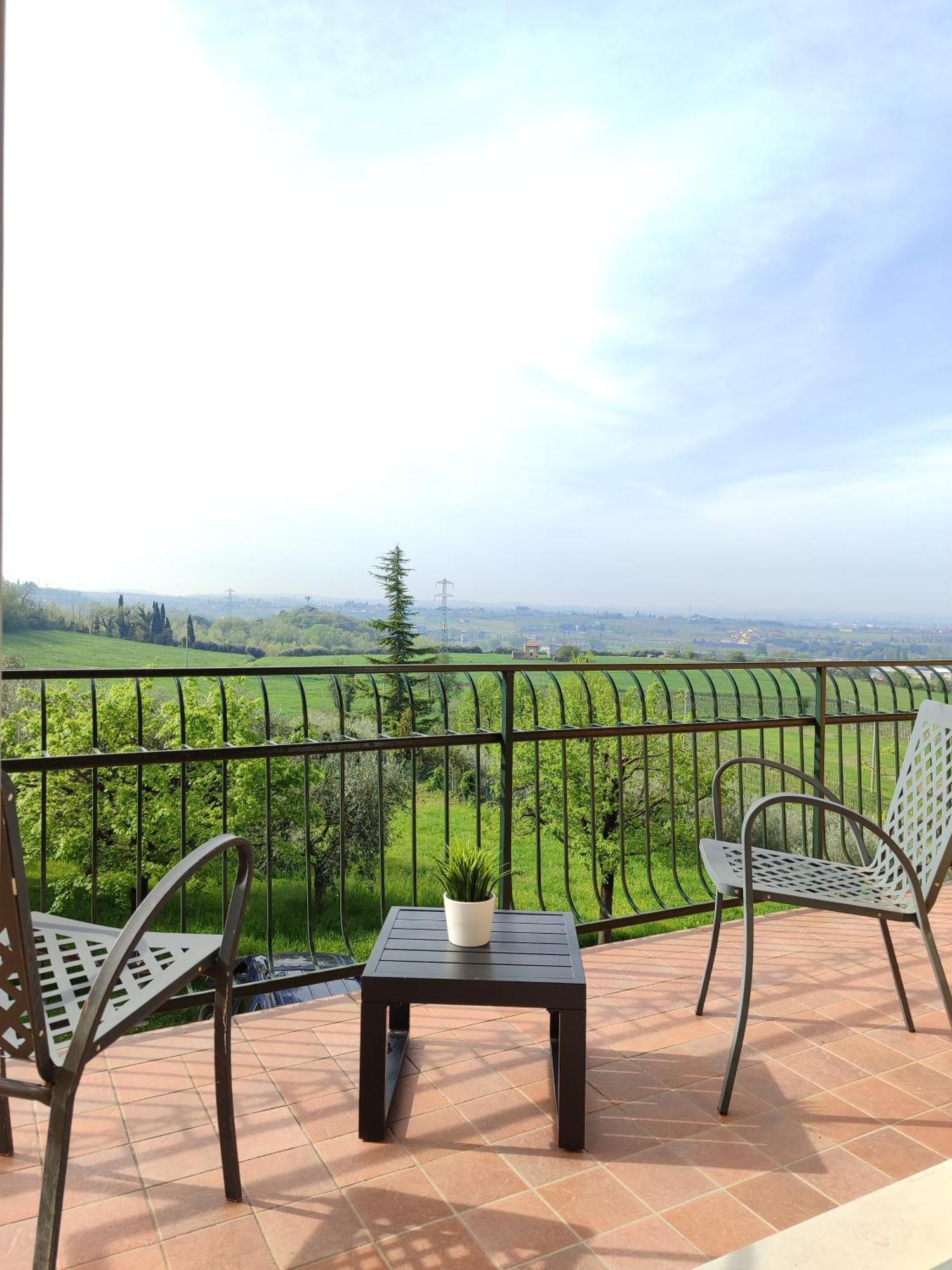 Nice Apartments Lake View & Free Parking Pastrengo Exterior foto