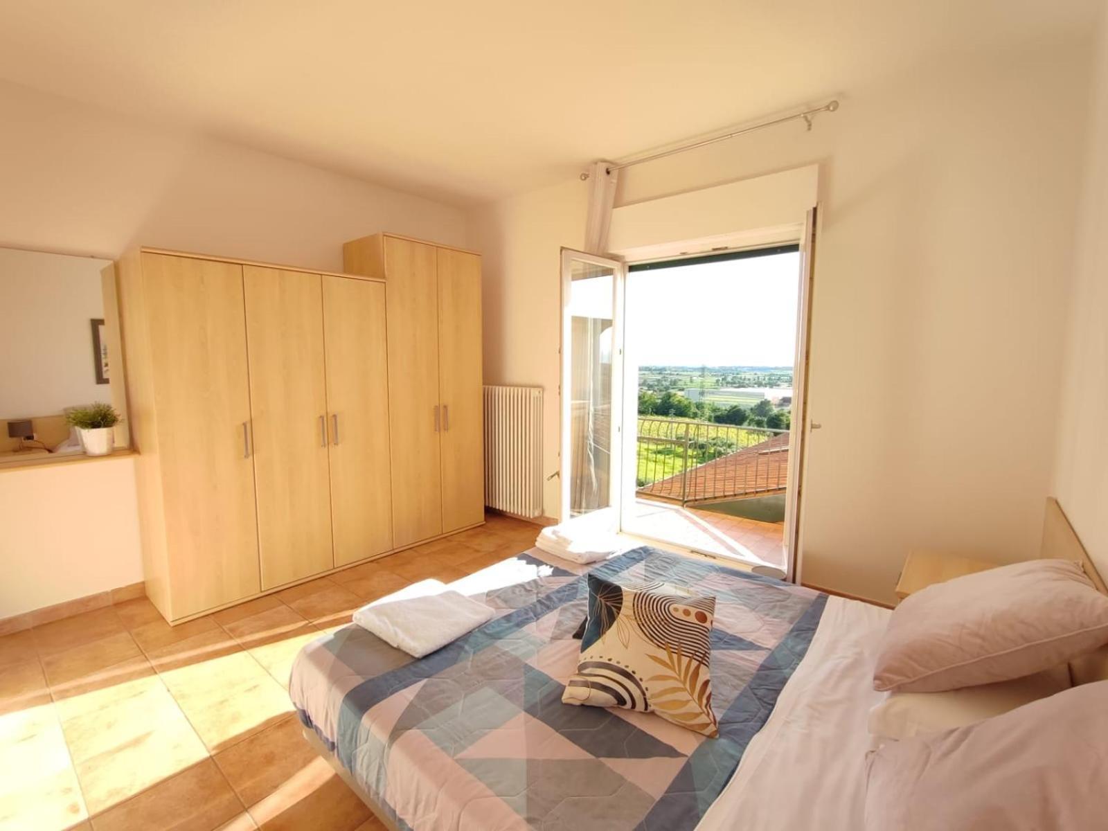 Nice Apartments Lake View & Free Parking Pastrengo Exterior foto